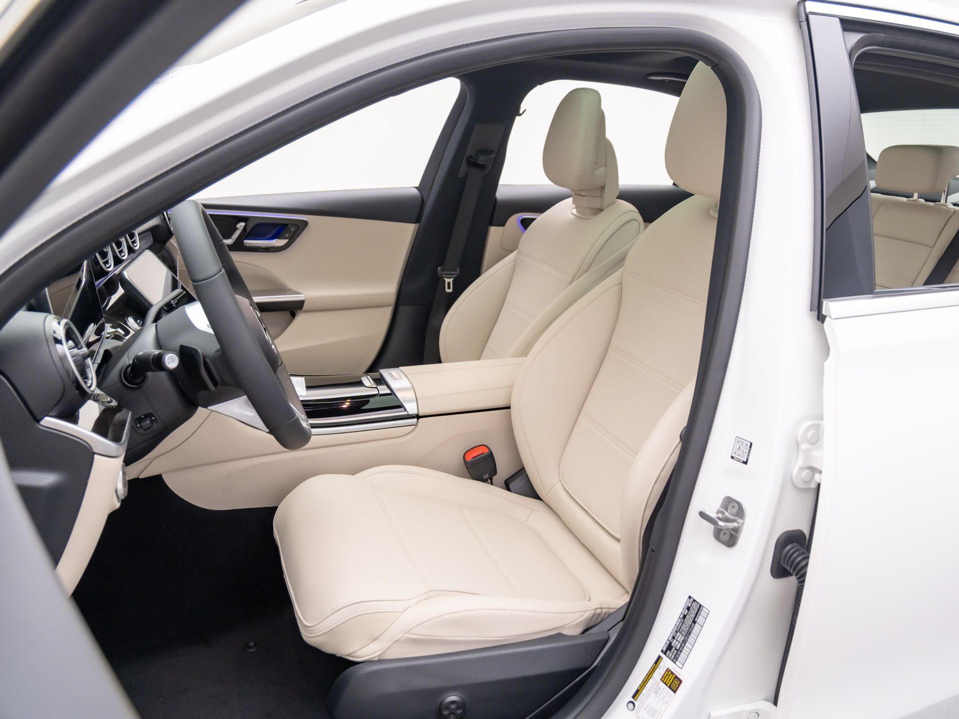 2025 Mercedes Benz C 300 4MATIC photo 13