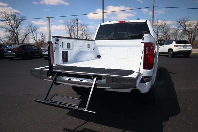 2025 Ford F-150 XLT photo 23