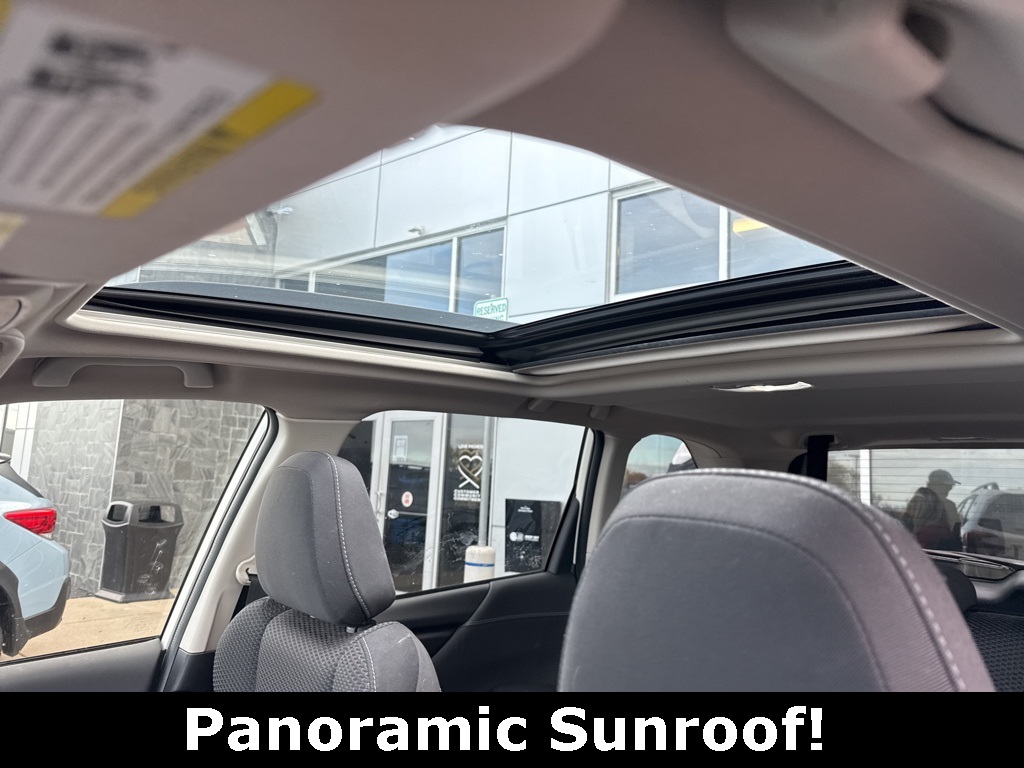 2020 Subaru Forester Premium photo 3