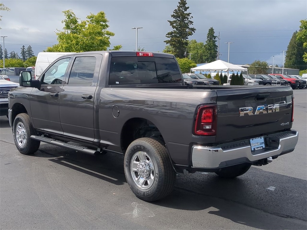 2025 Ram 2500 Tradesman photo 3