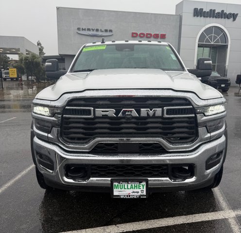 2026 Ram 5500 Tradesman photo 3