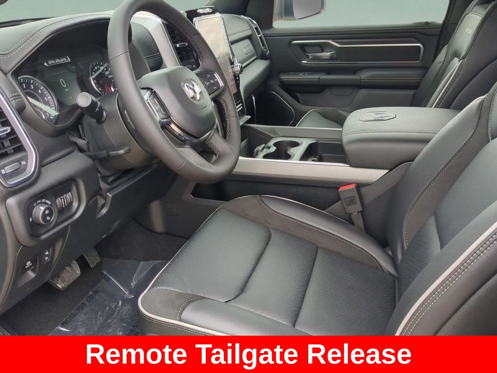 2025 Ram 1500 Laramie photo 4