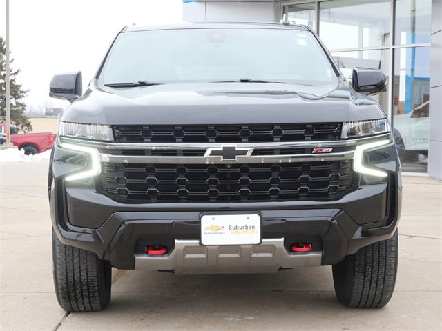 Used 2021 Chevrolet Suburban Z71 with VIN 1GNSKDKD0MR326318 for sale in Eden Prairie, Minnesota