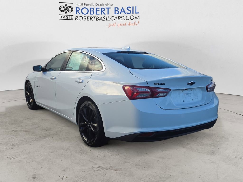 2023 Chevrolet Malibu 1LT photo 3