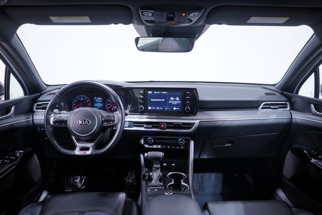 2021 Kia K5 GT-Line photo 10