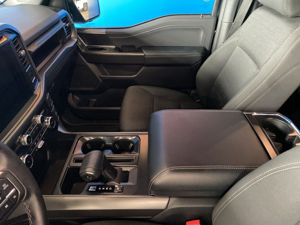 2024 Ford F-150 XLT photo 9