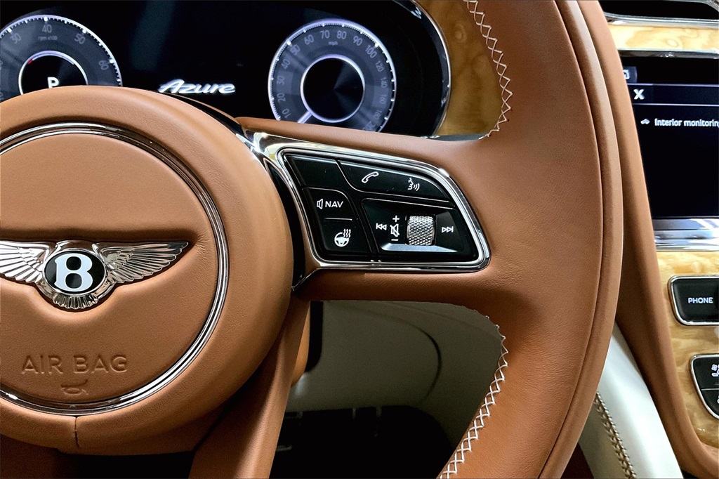 2024 Bentley Bentayga Azure photo 21