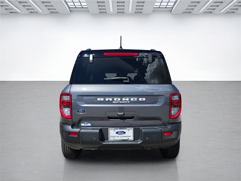 2025 Ford Bronco Sport Outer Banks photo 3