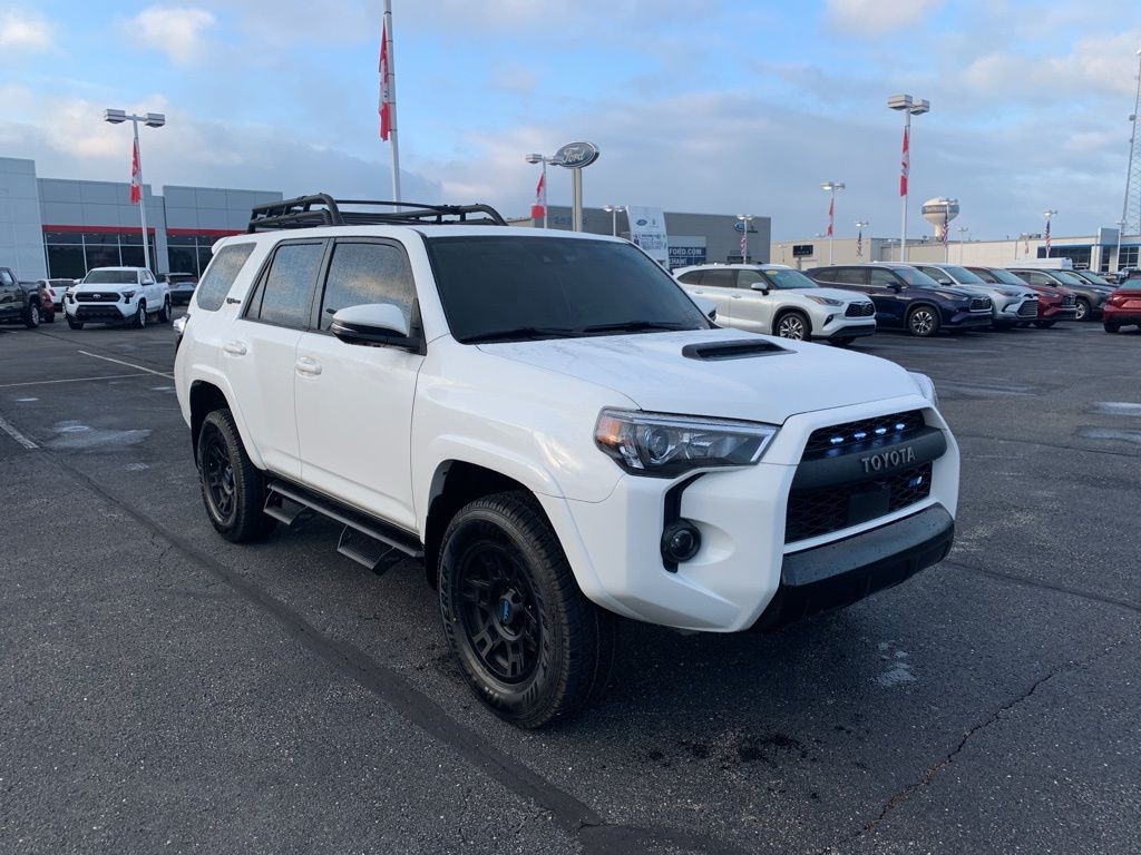 2023 Toyota 4Runner TRD Pro photo 2