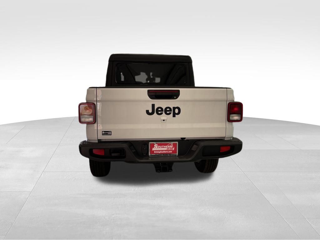 2025 Jeep Gladiator Sport S photo 4