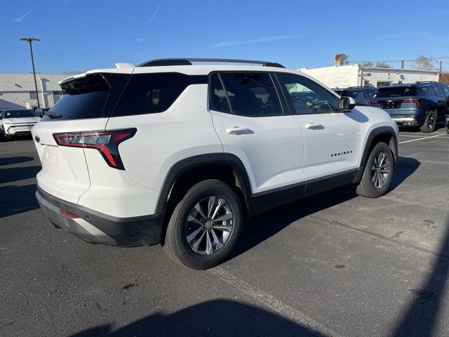 2026 Chevrolet Equinox LT photo 4