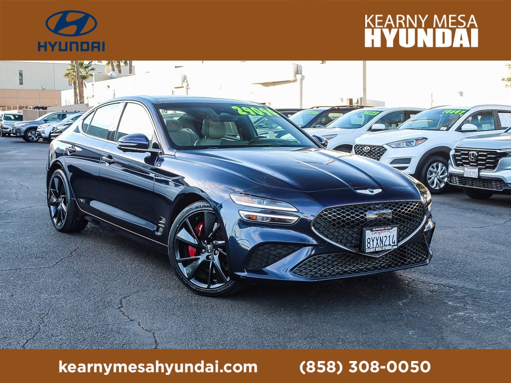 2022 Genesis G70 Base's photo