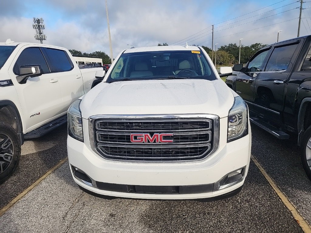 2017 Gmc Yukon SLT photo 2
