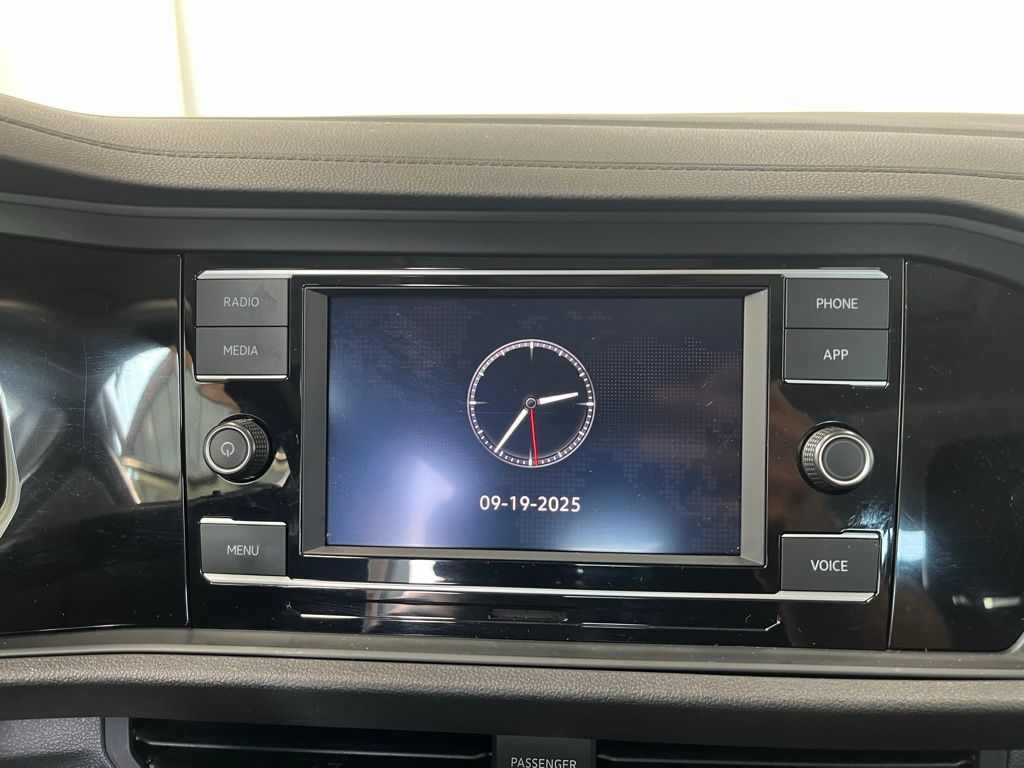 2022 Volkswagen Jetta 1.5T SE photo 16
