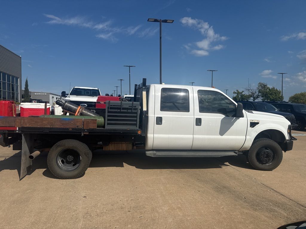2008 Ford F-350 photo 2