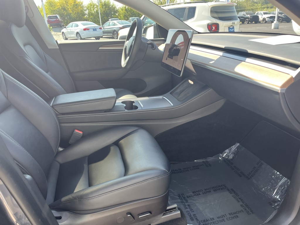 2023 Tesla Model Y Long Range photo 15