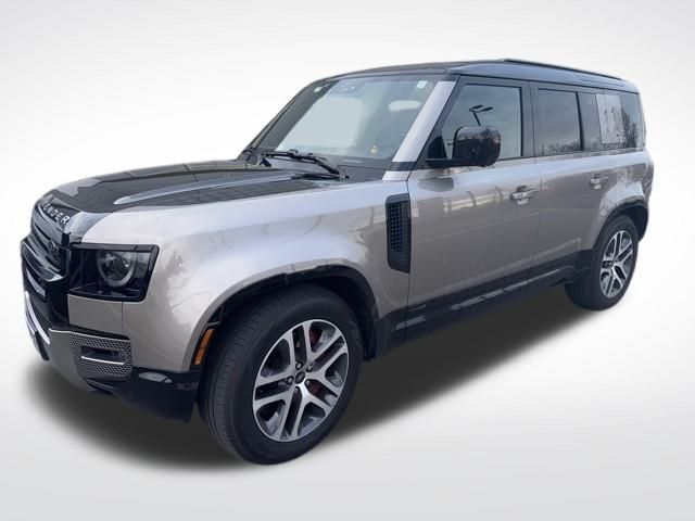 2023 Land Rover Defender X's photo