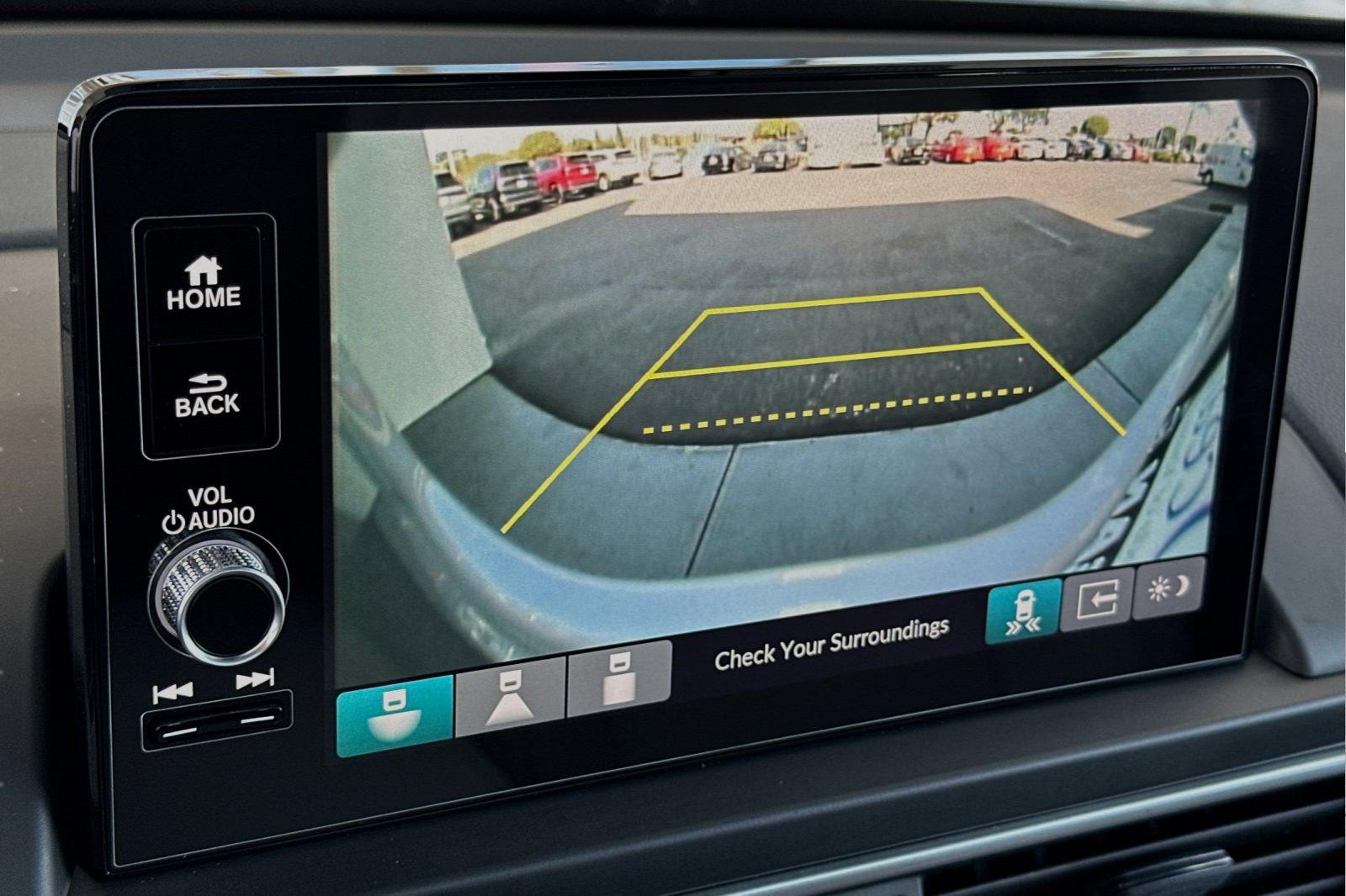 2025 Honda Pilot Touring photo 23