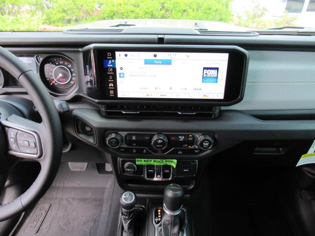2025 Jeep Gladiator Sport S photo 20