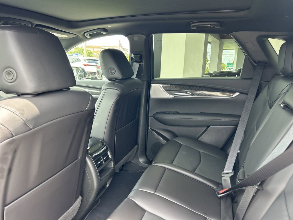 2025 Cadillac XT5 Sport photo 17