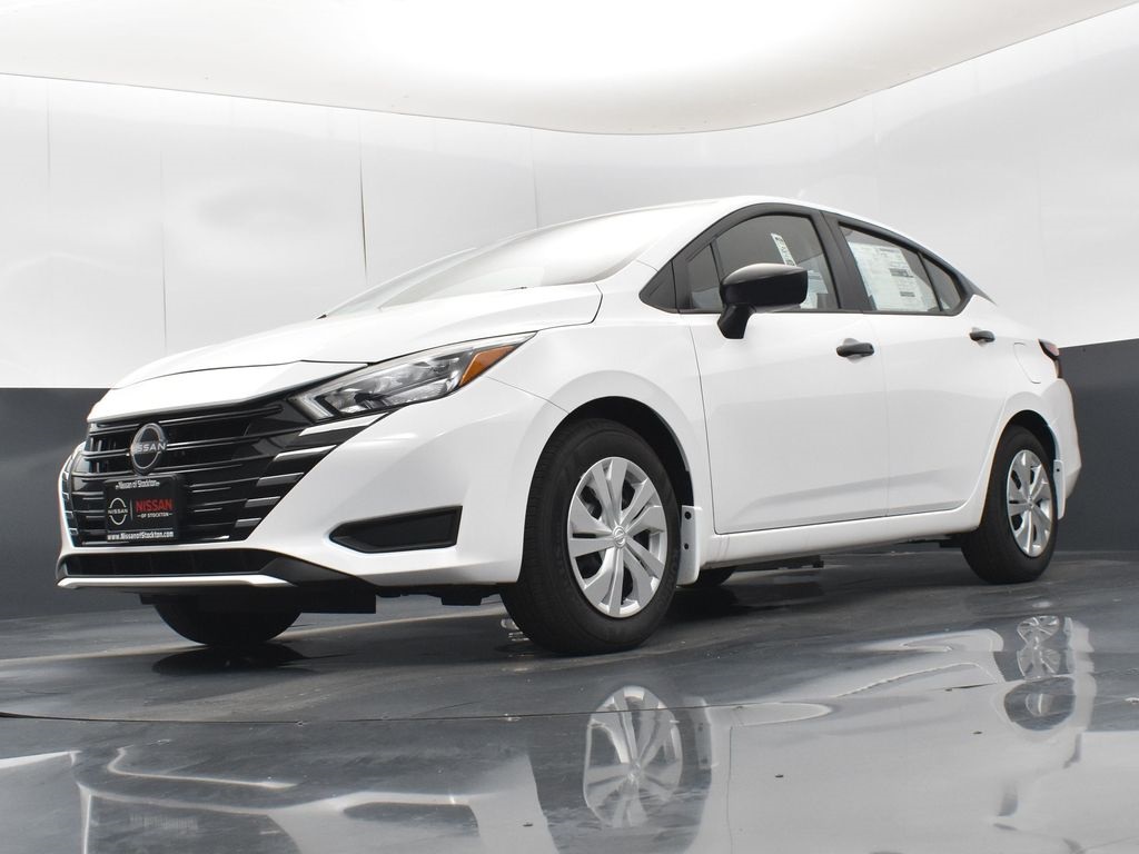 2025 Nissan Versa 1.6 S photo 25