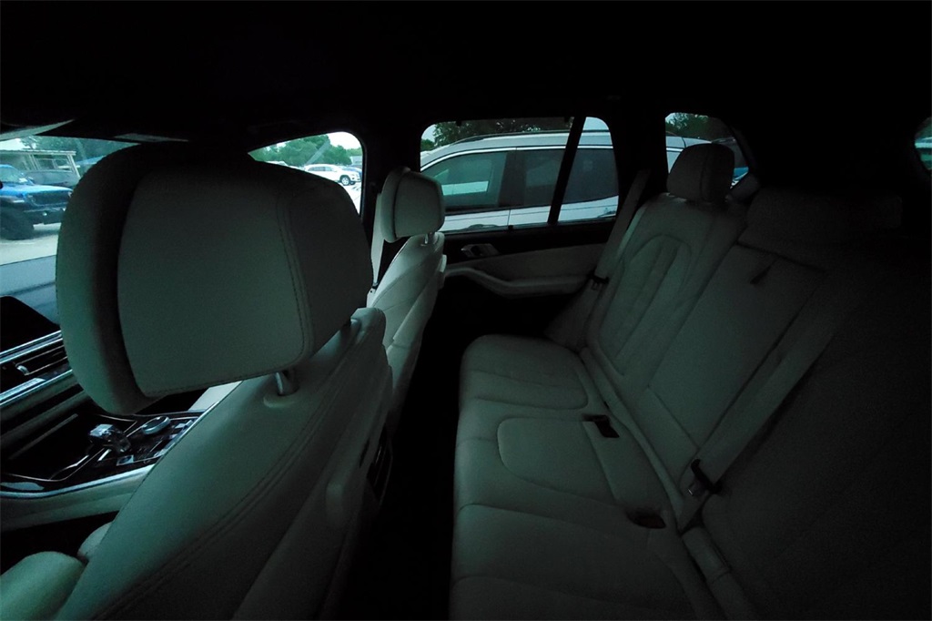 2020 Bmw X5 M50i photo 9