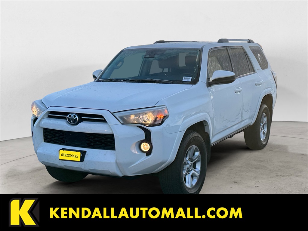 2020 Toyota 4Runner SR5's photo