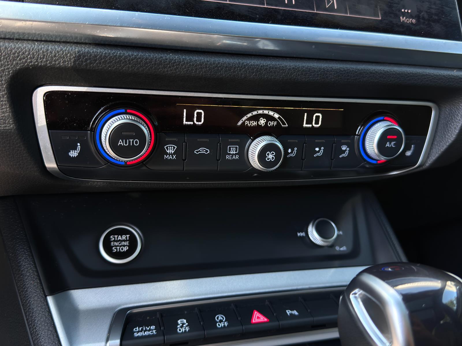 2023 Audi Q3 S line Premium photo 16