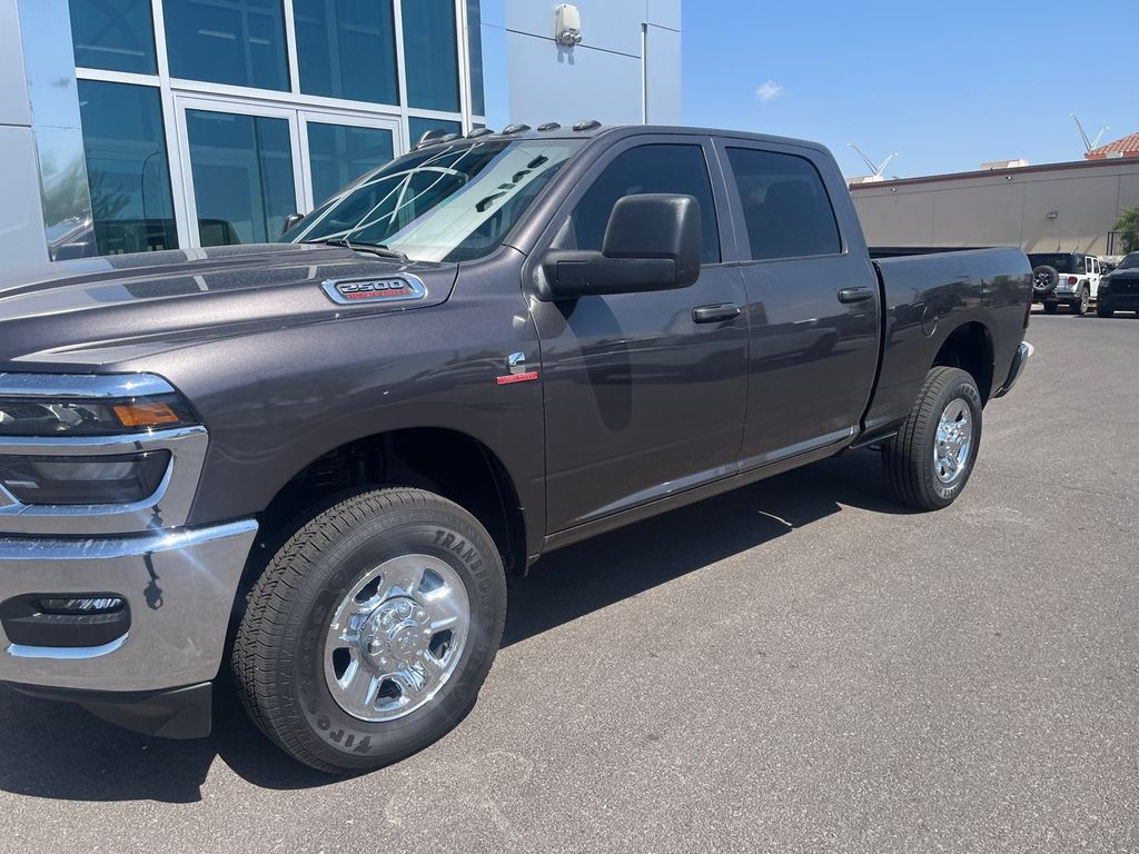 2025 Ram 2500 Tradesman photo 5