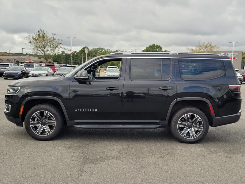 2022 Jeep Wagoneer Series III photo 4