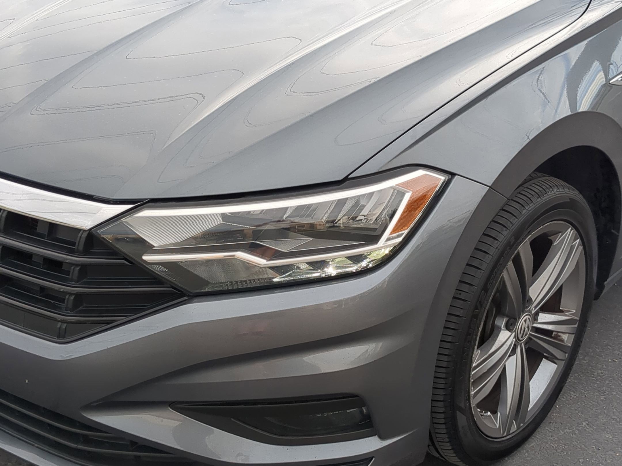 2019 Volkswagen Jetta R-Line photo 9