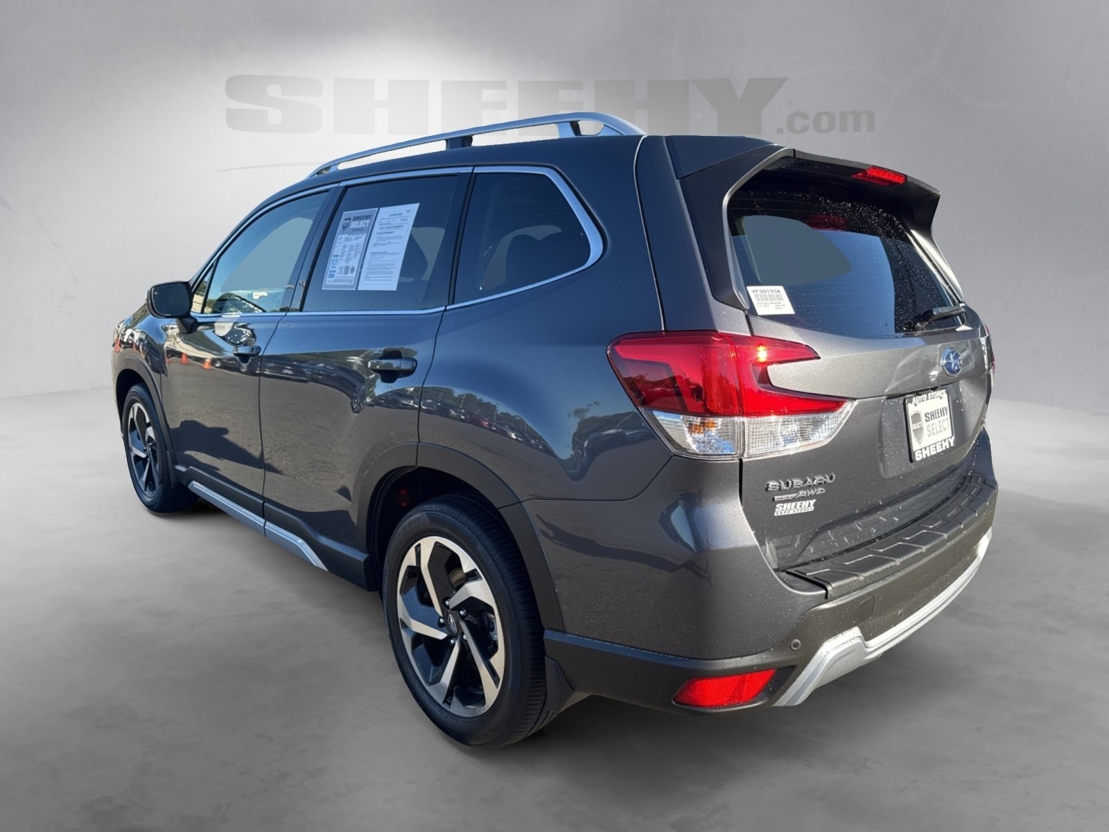2022 Subaru Forester Touring photo 14
