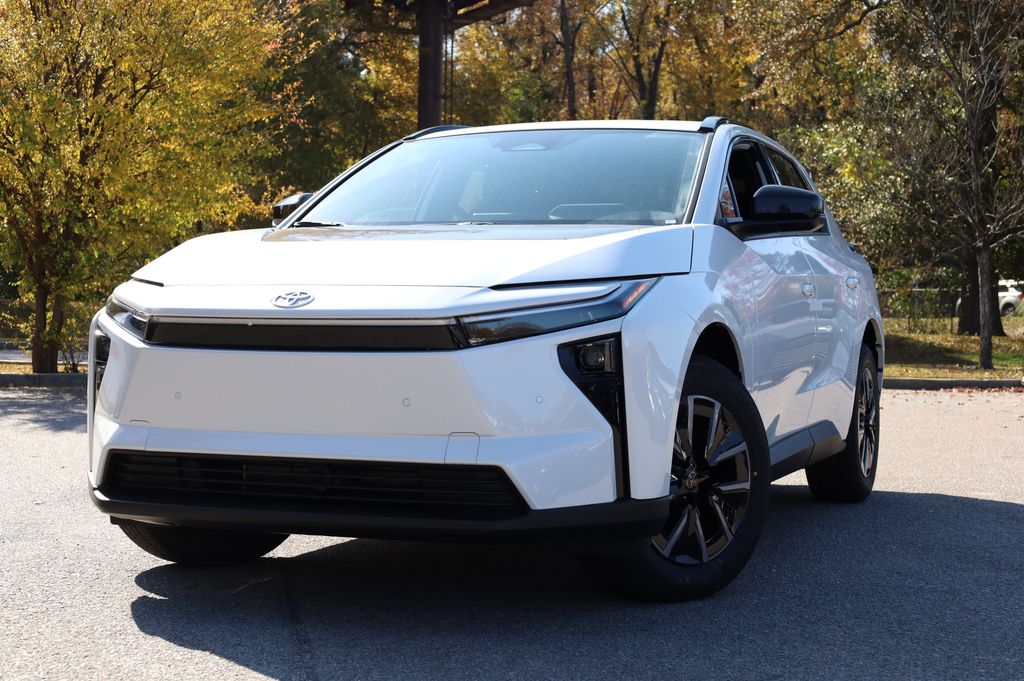 2026 Toyota bZ XLE's photo
