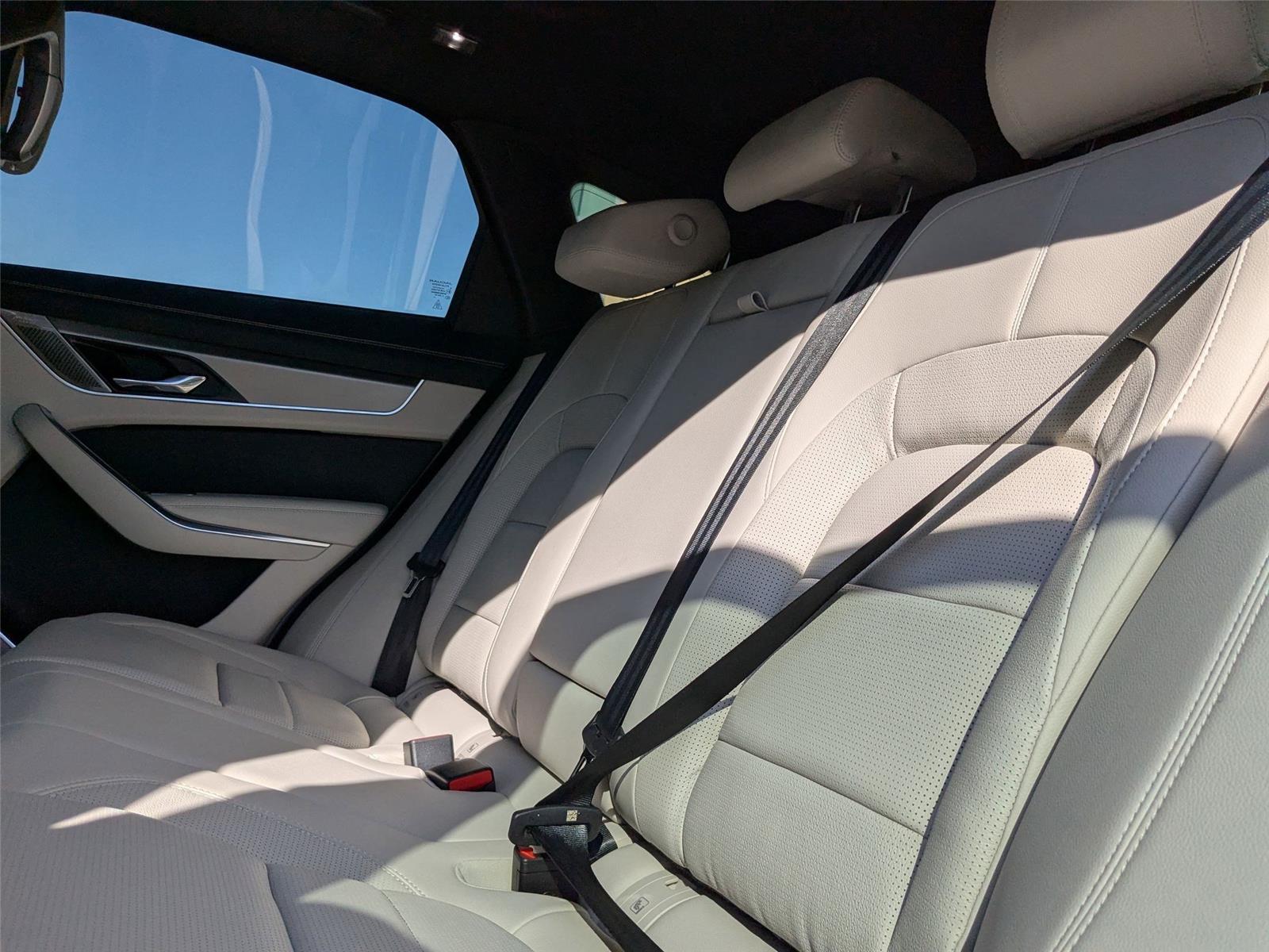 2026 Jaguar F-PACE P250 R-Dynamic S photo 24