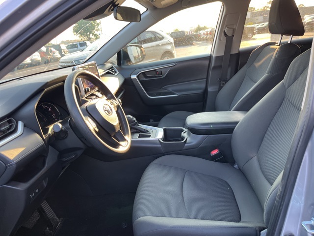 2023 Toyota RAV4 LE photo 7