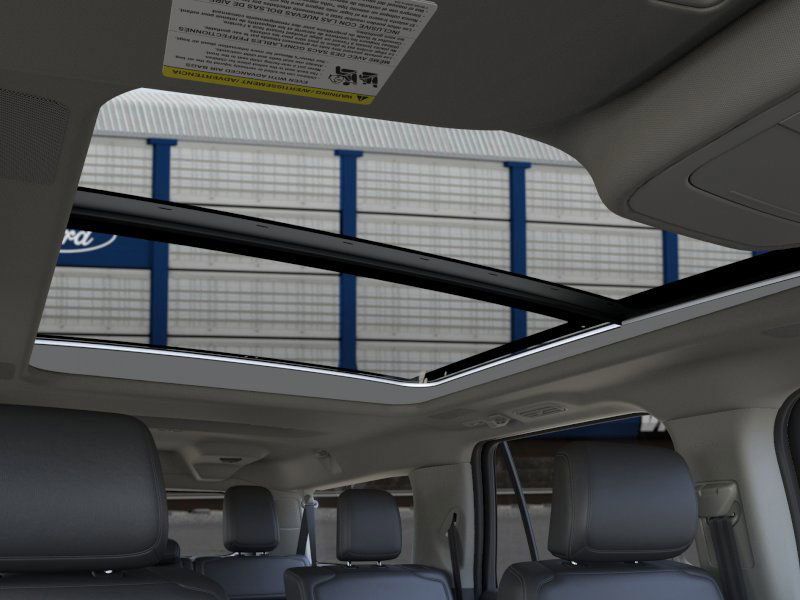 2025 Ford Expedition MAX Platinum photo 18