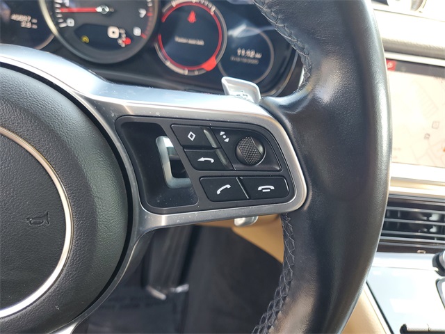 2018 Porsche Panamera 4 photo 15