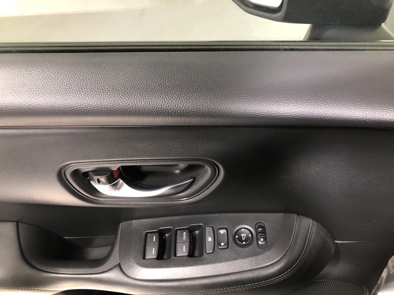 2023 Honda HR-V LX photo 19