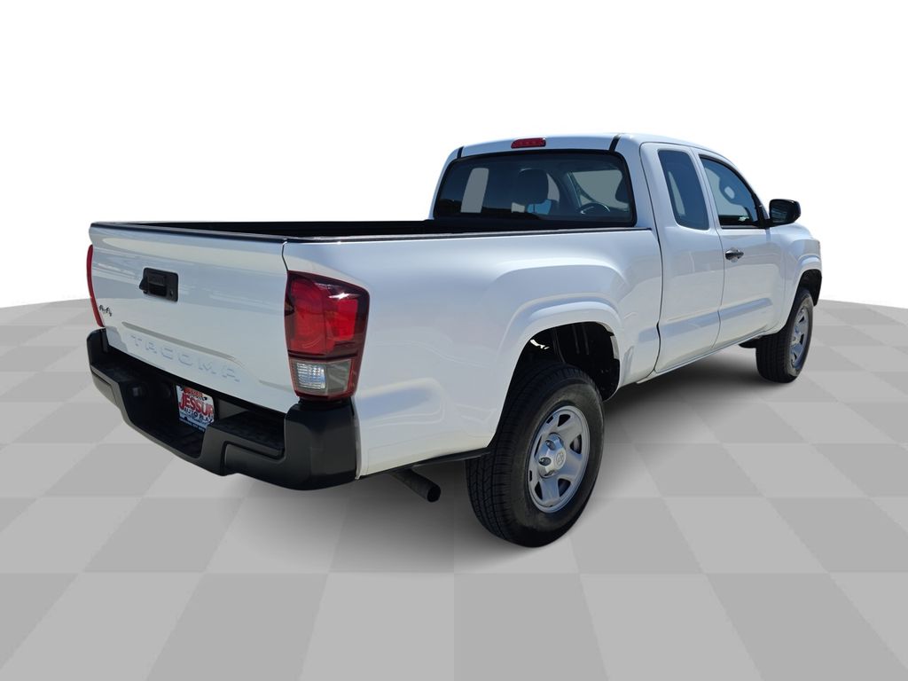 2018 Toyota Tacoma SR photo 7