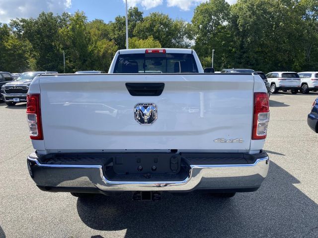 2024 Ram 2500 Tradesman photo 3