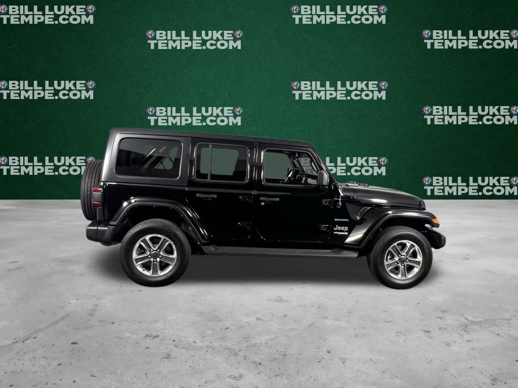 2021 Jeep Wrangler Unlimited Sahara photo 3