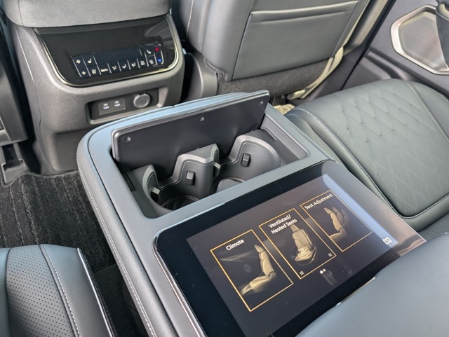 2026 Infiniti QX80 photo 29