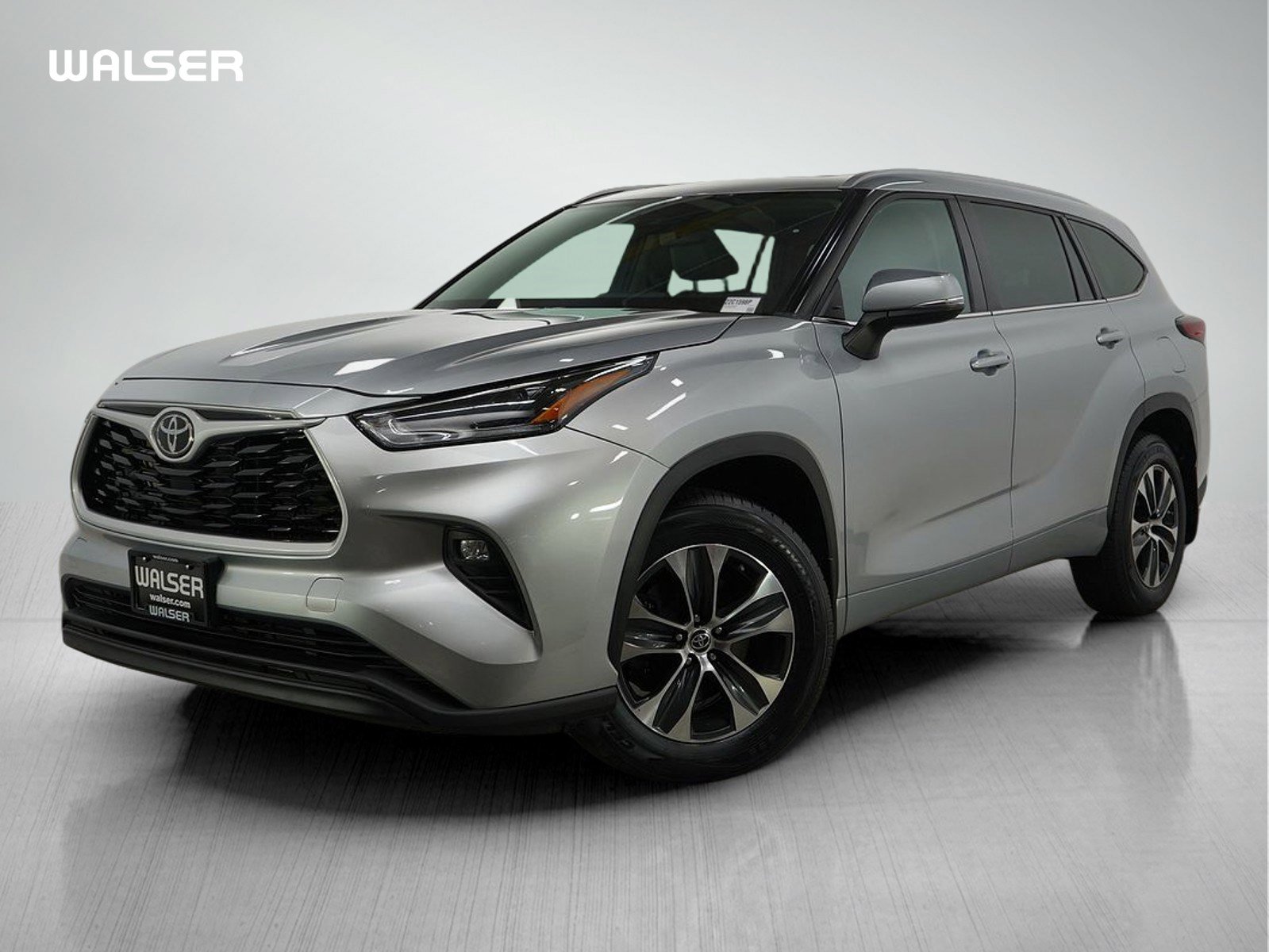 2022 Toyota Highlander XLE's photo