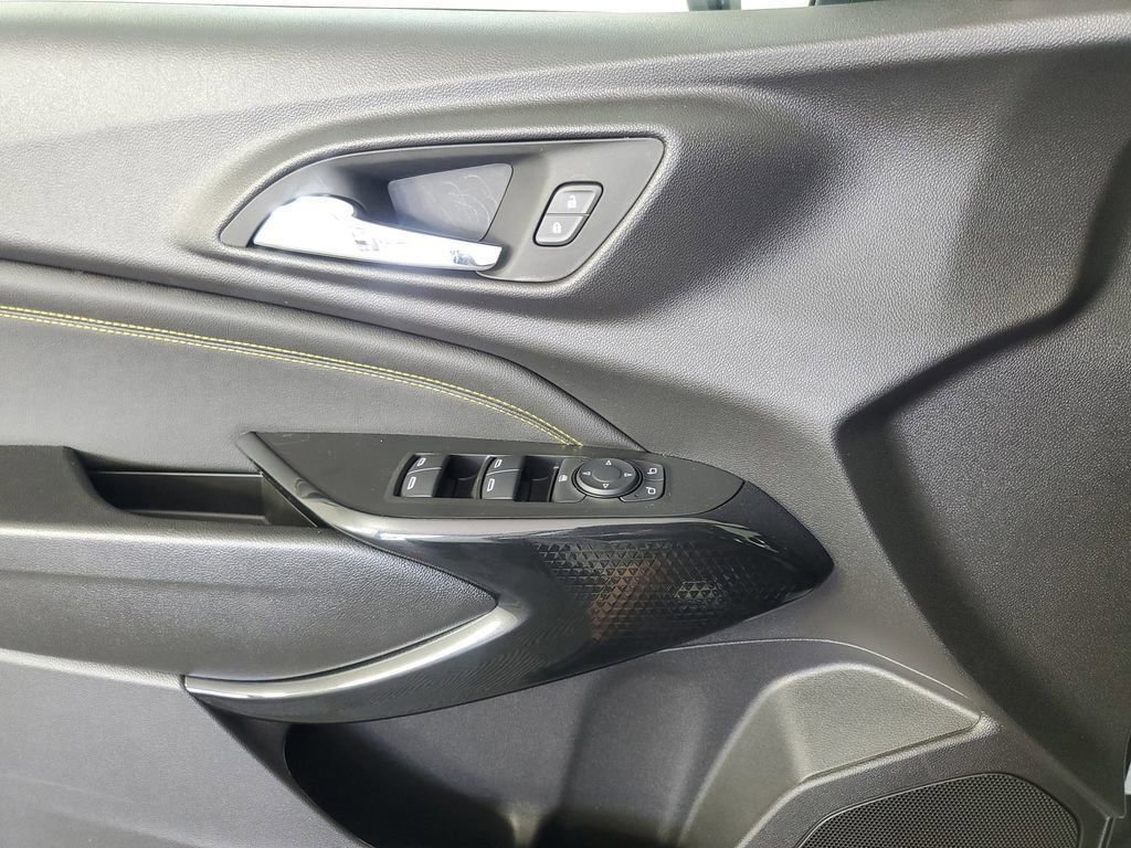 2025 Chevrolet Trax ACTIV photo 26