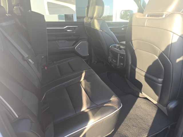 2026 Ram 1500 Laramie photo 4