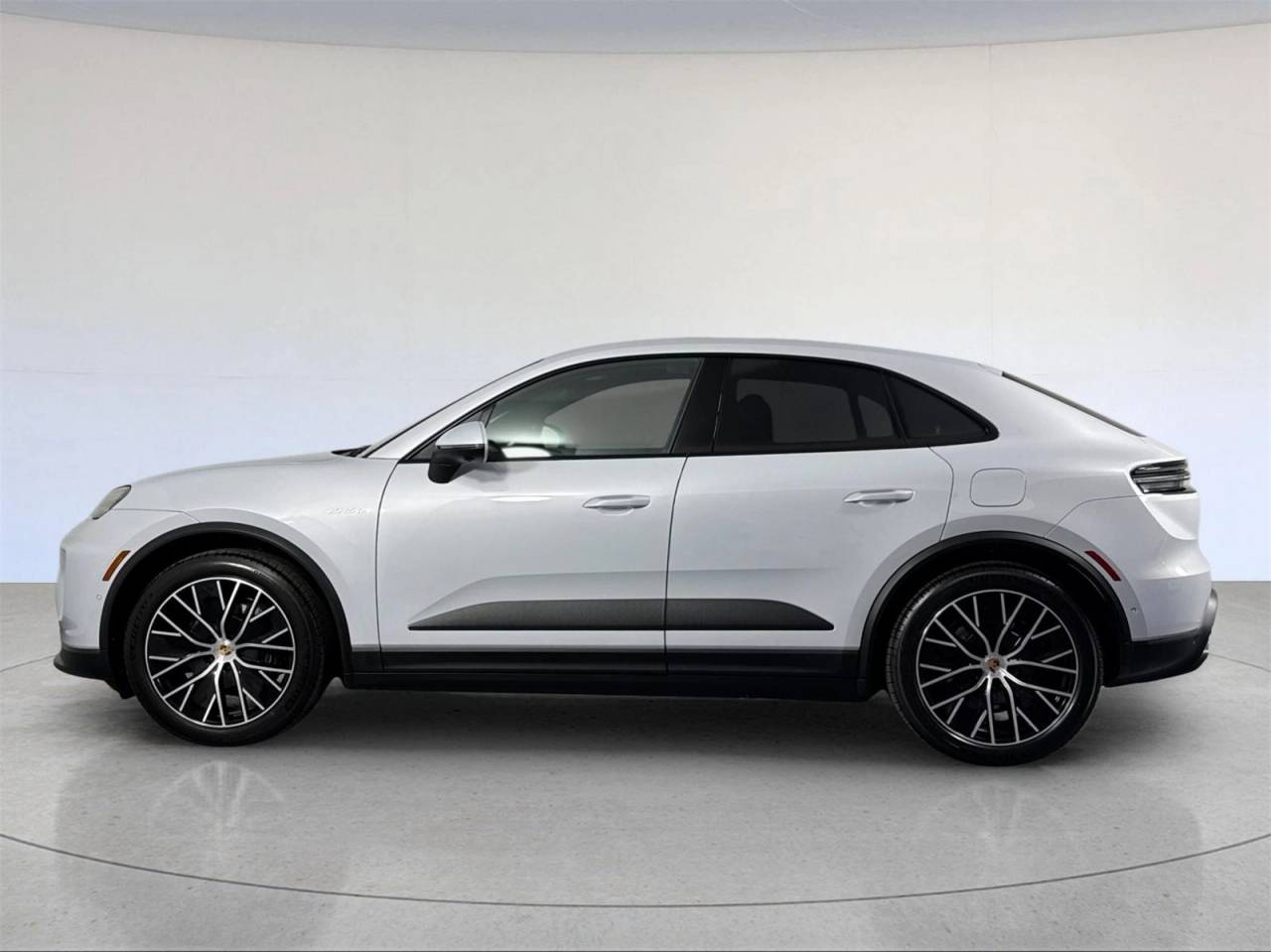 Certified 2025 Porsche Macan Base with VIN WP1AD2XA5SL076345 for sale in Redwood City, CA