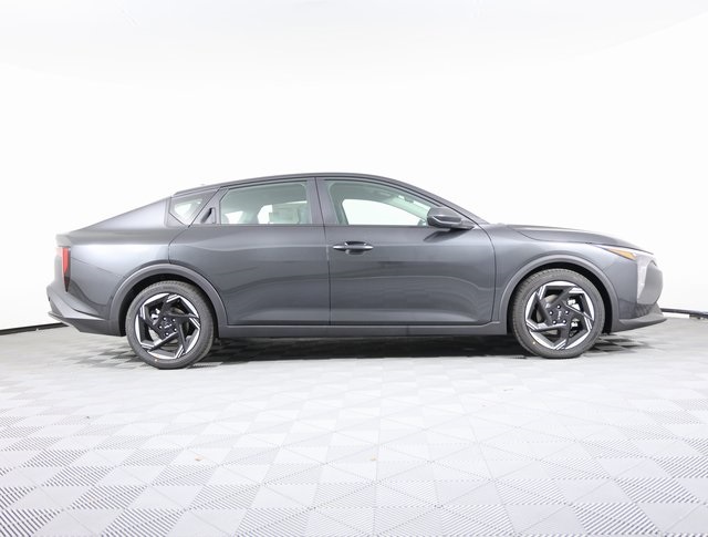 2025 Kia K4 EX photo 4
