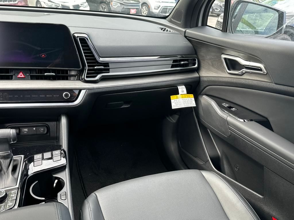 2024 Kia Sportage X-Line photo 9