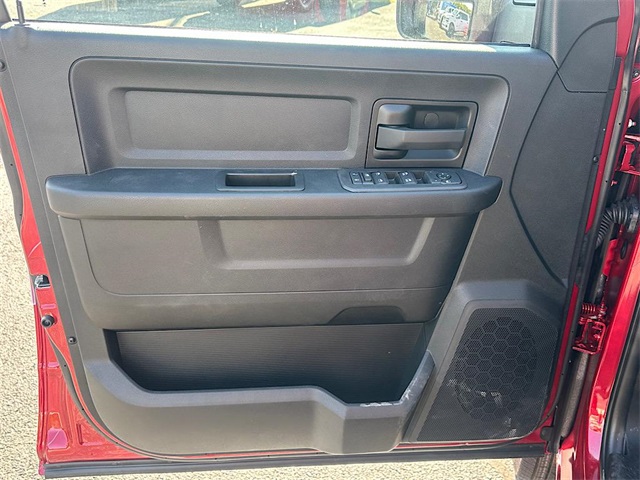 2026 Ram 3500 Tradesman photo 13