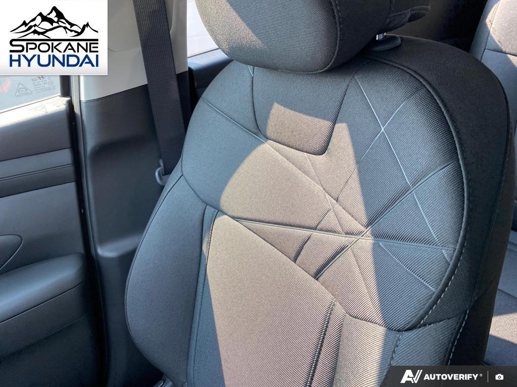 2026 Hyundai Tucson SE photo 8